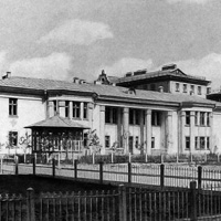 Архитектура массовых культурно-бытовых зданий СССР. 1941—1954