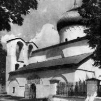 Собор Спасо-Преображения Мирожского монастыря в Пскове. До 1156 г. Вид с юго-запада
