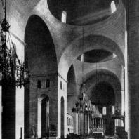 Церковь Сен Фрон в Перигё. 1120-1179 гг. Внутренний вид