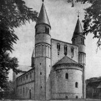 Церковь св. Кириака в Гернроде. Вид с северо-запада