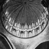 Старый собор в Саламанке. Фонарная башня 12 века. Внутренний вид
