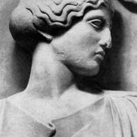 Голова Афины. Фрагмент метопы храма Зевса в Олимпии