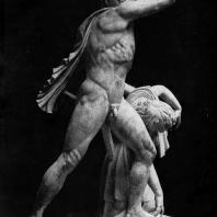 Галл, убивающий себя и жену. Мраморная римская копия с утраченного оригинала. Конец 3 в. до н. э. Рим. Музей Терм