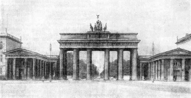 Архитектура Германии: Берлин. Бранденбургские ворота, 1788—1791 гг., К. Г. Лангханс