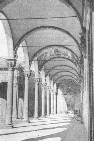 Архитектура эпохи Возрождения в Италии: Флоренция. Воспитательный дом, 1419—1444 гг. Брунеллеско