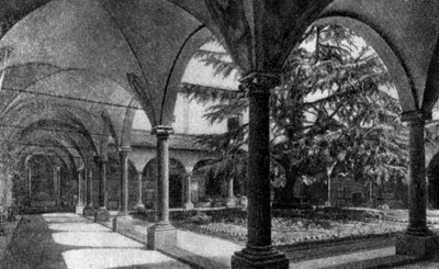 Архитектура эпохи Возрождения в Италии: Монастырь Сан Марко, двор монастыря. Микелоццо