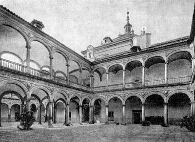 Архитектура Испании эпохи Возрождения: Толедо. Госпиталь Сан Хуан Баутиста де Афуэро, начат в 1541 г. Бартоломео Бюстаманте. Дворик госпиталя
