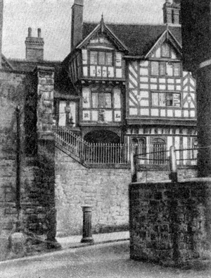 Архитектура Великобритании эпохи Возрождения: Уорик. Госпиталь Лейстера, 1571 г. (фахверк)